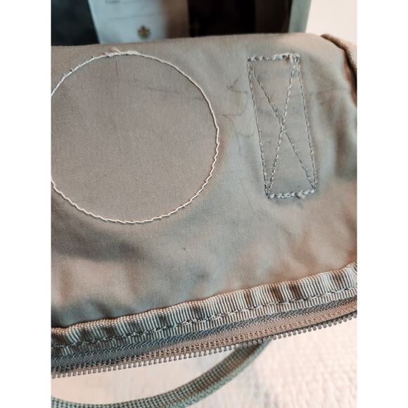 Fjällräven Kånken Mini Backpack Gray w/ Seat Pad Lightweight Classic 10"x8" - Picture 8 of 8